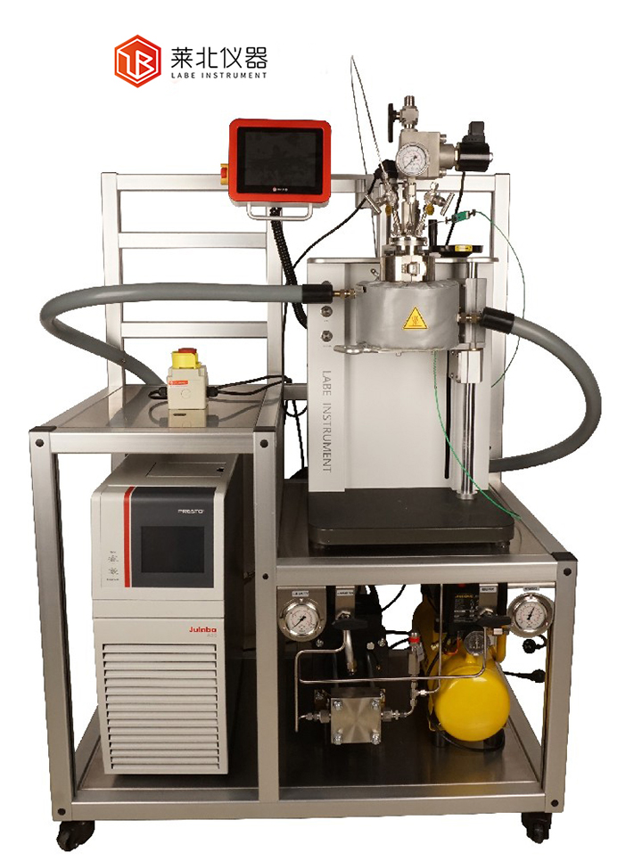 超临界发泡反应装置